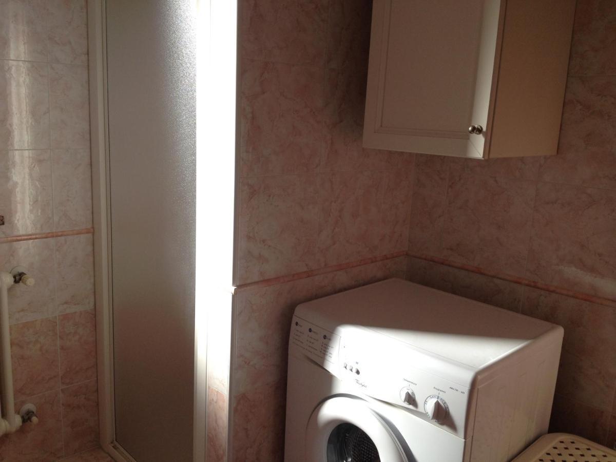 Aloe Beach Apartments, Ombrellone, Parcheggio E Uso Di Biciclette Gratis リミニ エクステリア 写真