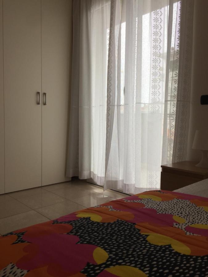 Aloe Beach Apartments, Ombrellone, Parcheggio E Uso Di Biciclette Gratis リミニ エクステリア 写真